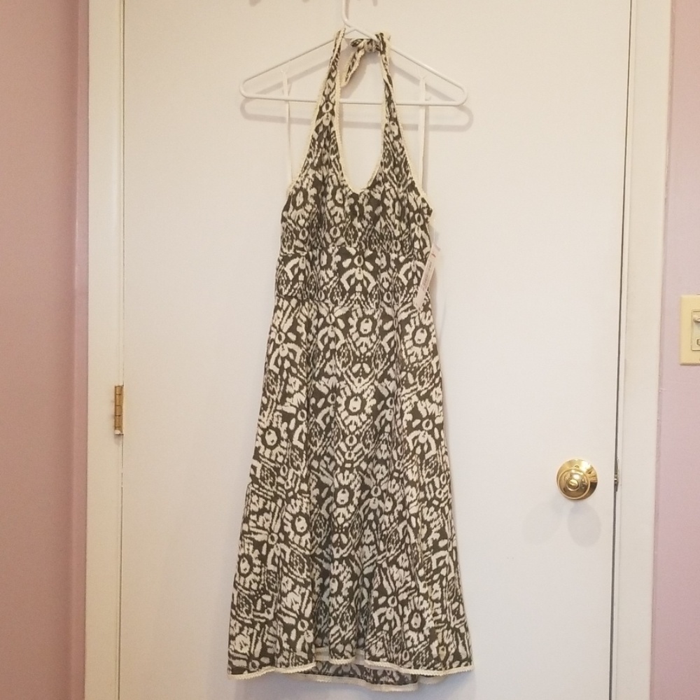 Jones New York halter dress size 6 moss green & iv